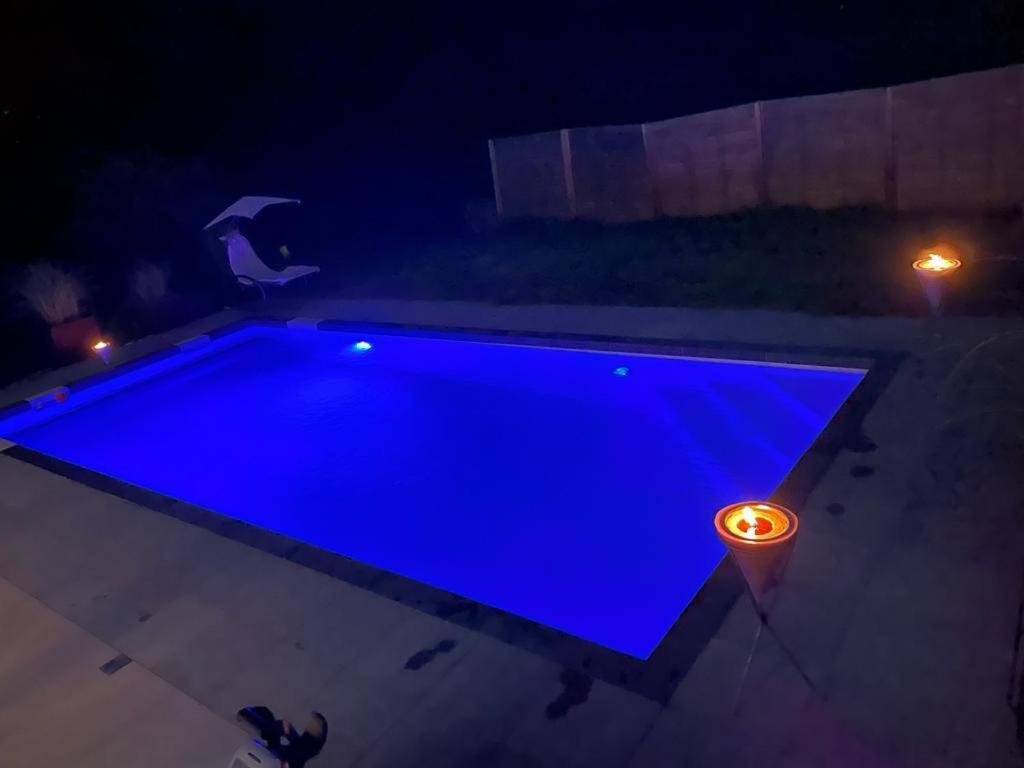 Appartement 5 Personnes Avec Acces Piscine Et Jacuzzi Villers-la-Ville Buitenkant foto